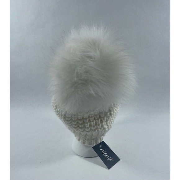 KYI KYI WOMEN’S CLASSIC FOX FUR WAFFLE KNIT POM POM BEANIE IVORY, ONE SIZE - Picture 5 of 8